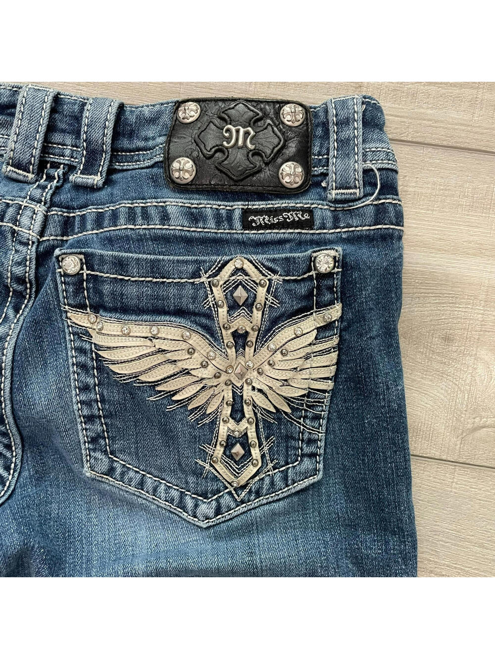 Rare Miss Me Studded Winged Cross Pocket Bermuda Jean Shorts SZ 30 Early Y2K